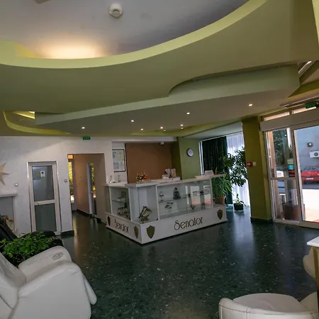 Hotel Senator-2