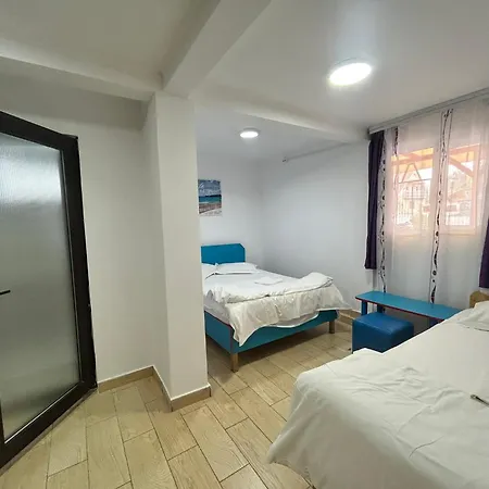 Camere de închiriat Doriana-3