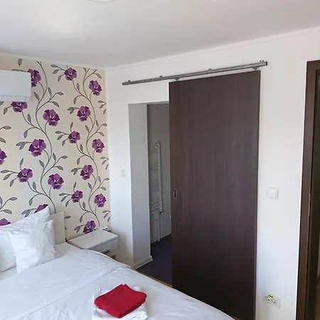 Casa Borza-2