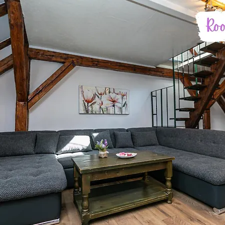 4 Rooms Piata Sfatului-2