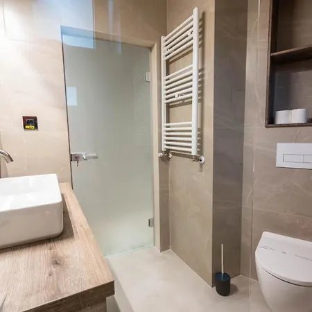Pensiunea Warthe Bed & Breakfast-3
