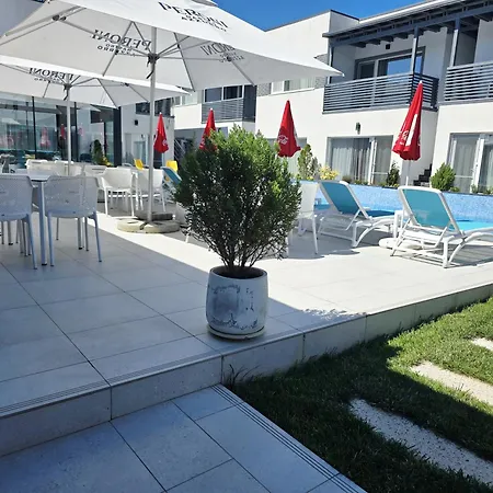 Bunga Bunga Resort Mamaia Nord-3