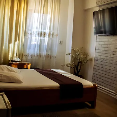 Hotel Funnytime-2