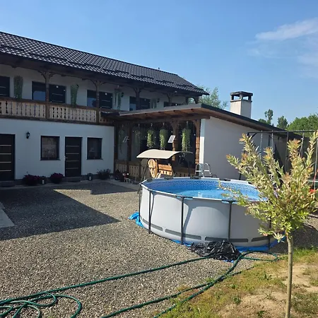 Casa de lângă pădure-2