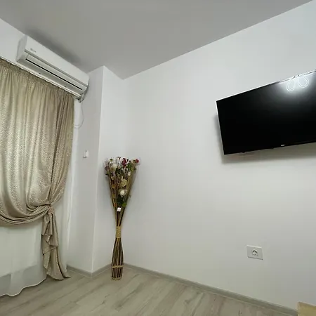 Apartamente By R S-2