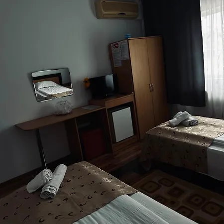 Hotel Mya-2