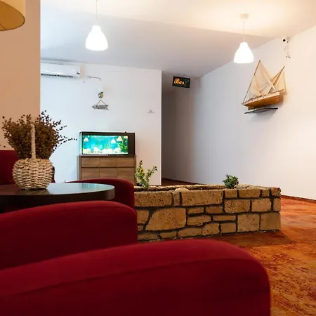 Hotel Mercur-2