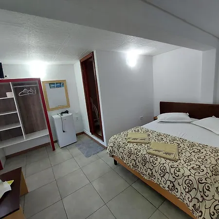 Casa Razvan Vama Veche-3