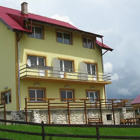 Pensiunea Pui de Urs Sirnea-3