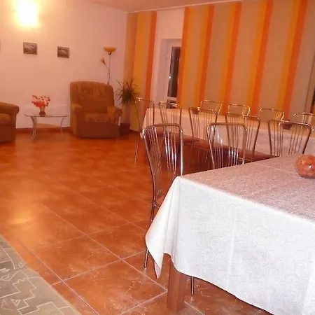 Vila Iulia-3