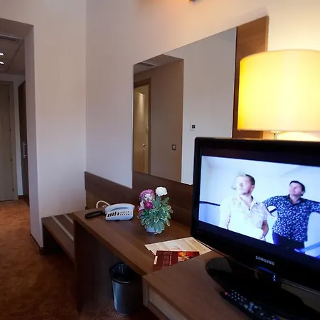 Top Rooms Aparthotel-2
