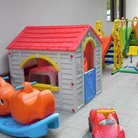 Pensiunea Iubesc Marea - piscină încălzită, vouchere vacanță, 40 m de faleză-3