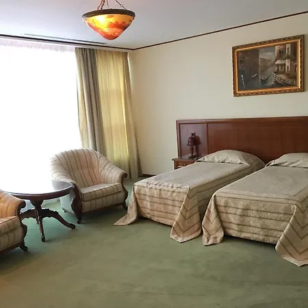 Alexander Hotel-3