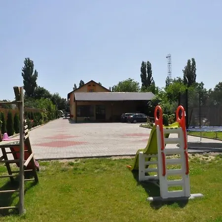 Pensiunea Pusca si Cureaua Lata-2