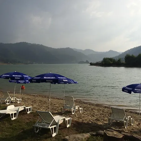 Casa Laur cu plajă privată-3