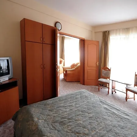 Hotel Everest-2
