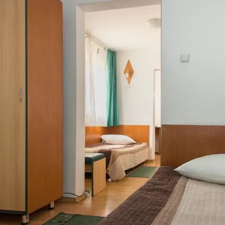 Hotel Beta-2