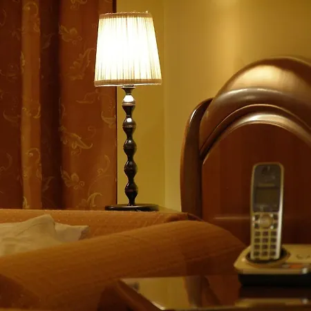 The Seasons Hotel-2