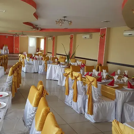 Pensiune Restaurant Avangarde-2