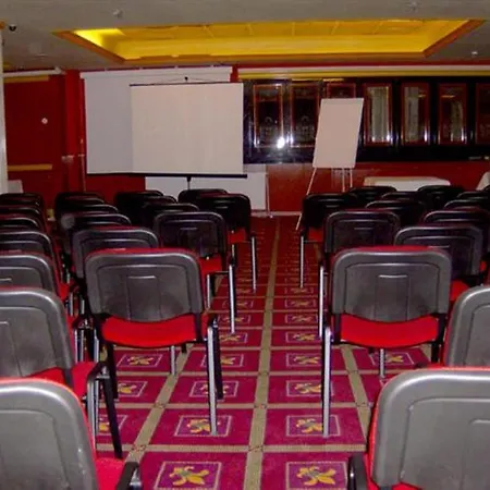 Grand Hotel Ceahlau-2