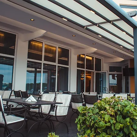 Celly Hotel-3