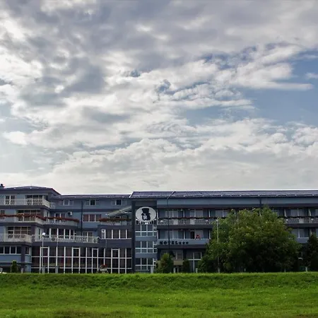 Black Lord Hotel-2