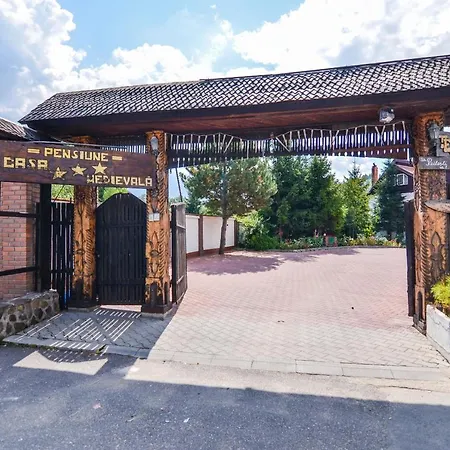 Casa Medievala Bran-3