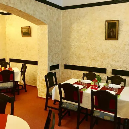 Pension Hotel Fast-3