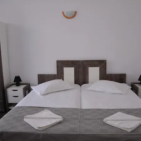 Cristian Inn-2