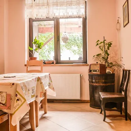 Mango Rooms-3