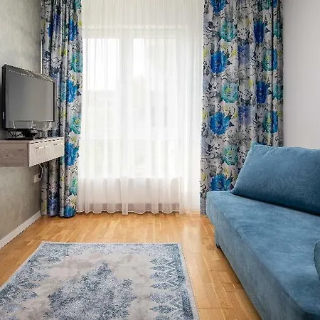 Brasov Holiday Apartments - Panoramic 11-2
