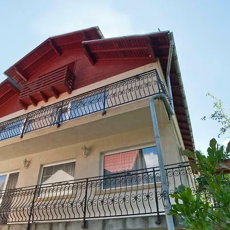 Casa Tudor-2