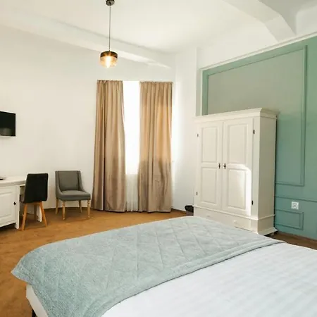 Riviera Residence-2