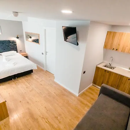 Labirint Boutique Hotel - Central Location-3