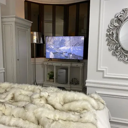 President Luxury-2