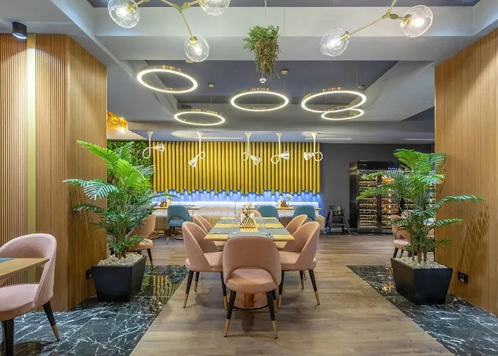 Hoteluri în Focşani