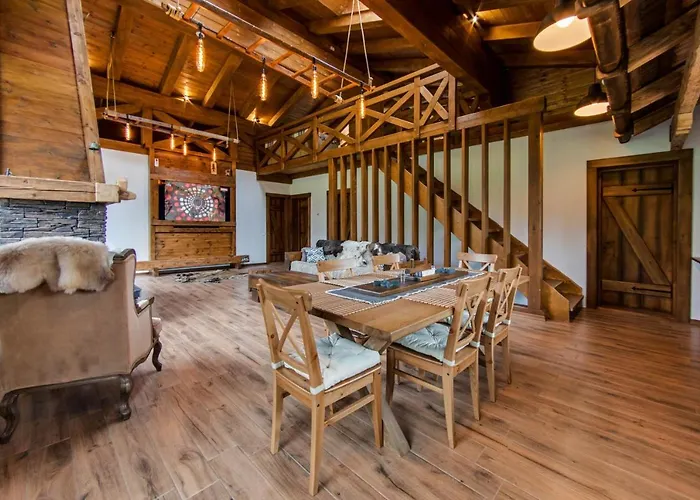 Avalanche Plaiul Foii Villa Zărneşti