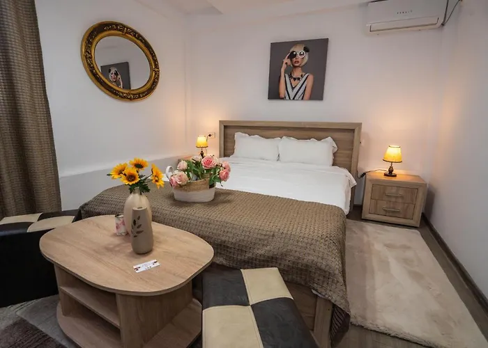 Eden House Hotel Costineşti
