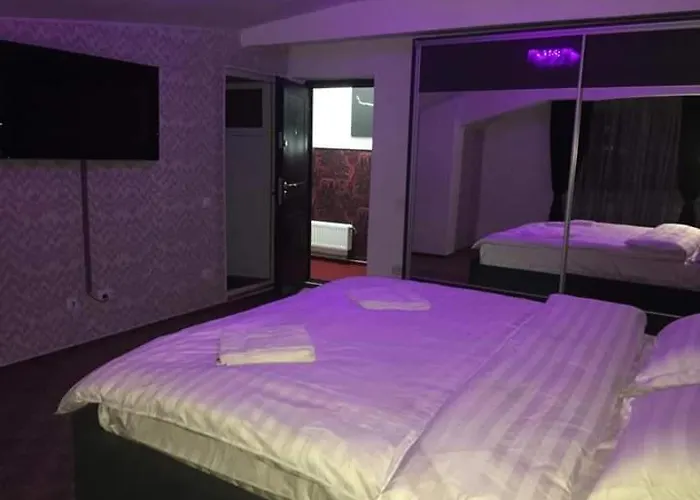 Bed and Breakfast Ely'S Mansion-24H Check-In à Bucarest