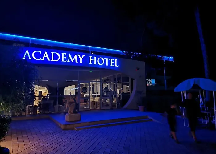 Academy Hotel Venus