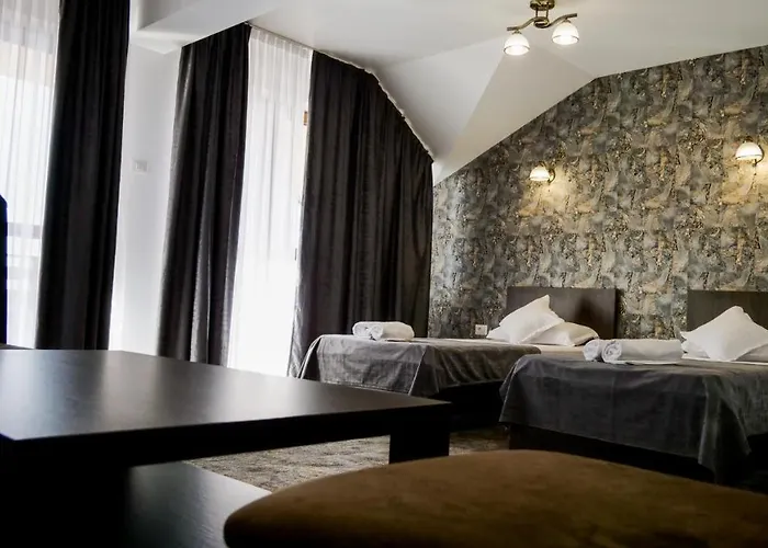 Hotel Infinit Târgu Jiu