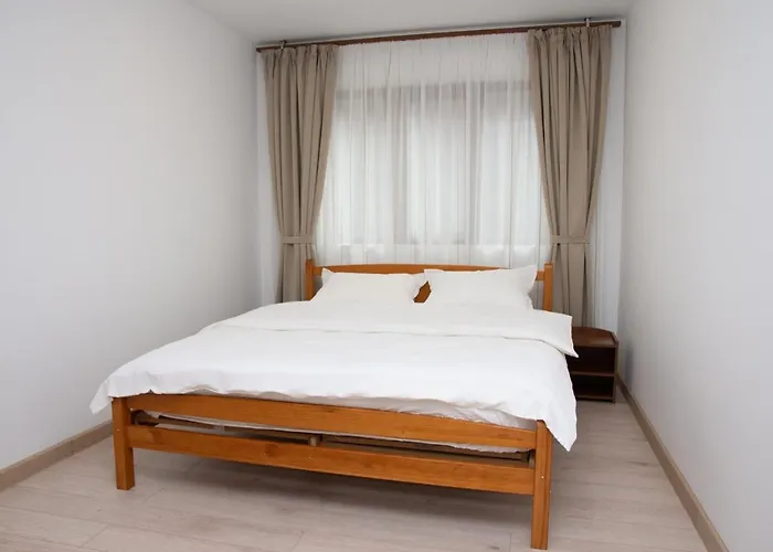 Casa dintre Brazi Hunedoara