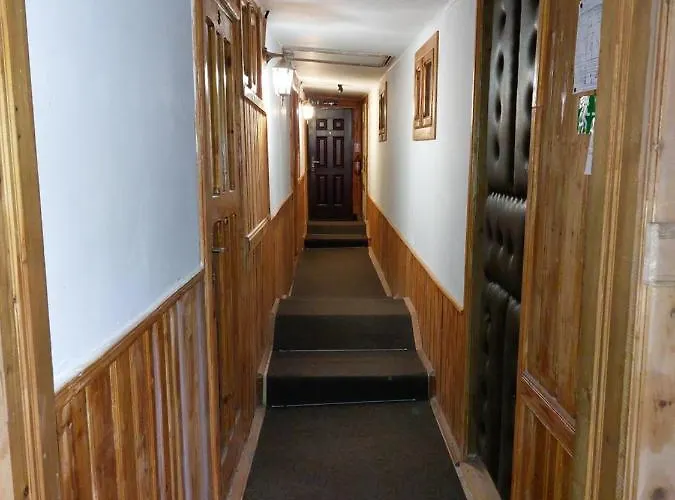 Lotus Hotel Adincata