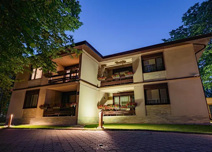 Epico Seafront & Garden Apartments Olimp