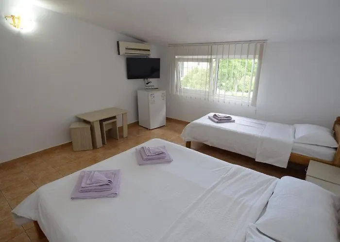 Vila Rara Costineşti