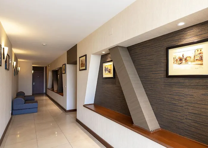 Hotel By Tony Mamaia