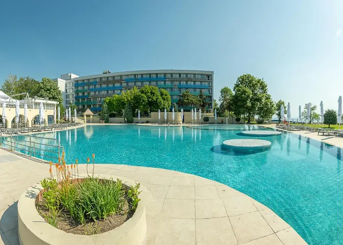 Safir Blue Resort Saturn