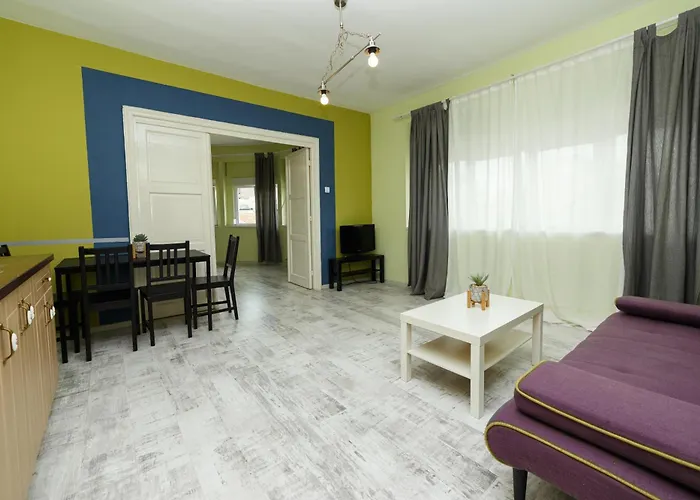 Pet friendly Antic Apartments Bucharest
