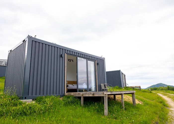 Ursa Mica Glamping Resort Şirnea