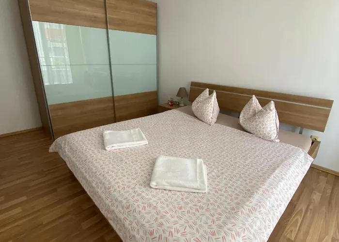 Eden Guest Aparthotel, Oradea, Romania